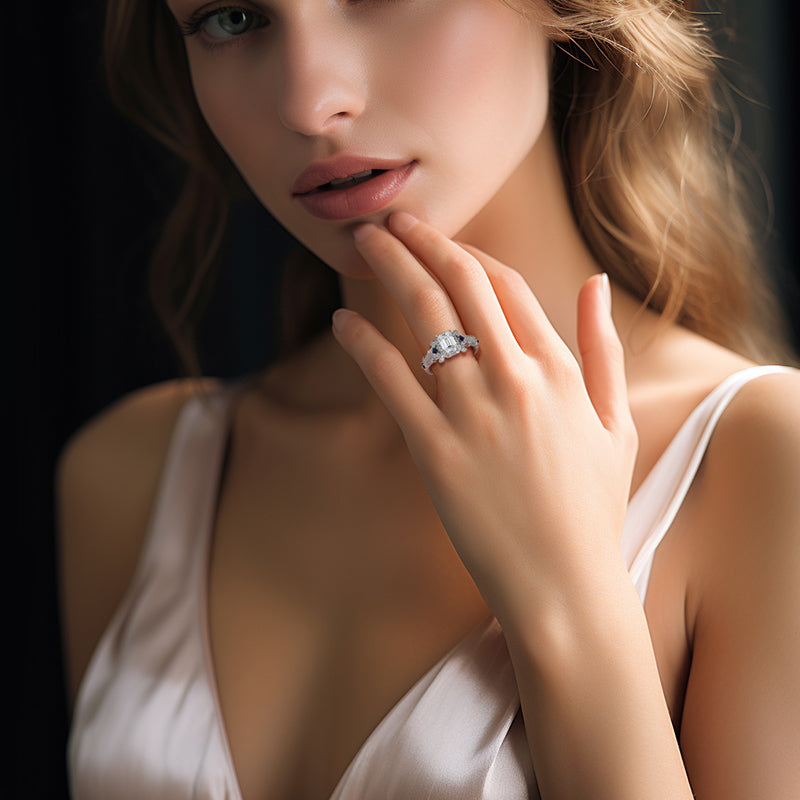Saphir-Serenadenring (1 Karat Diamant im Smaragdschliff)