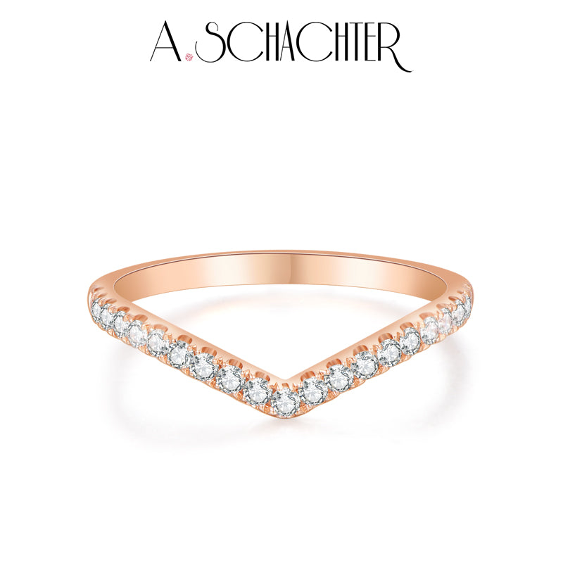 V-shaped pavé band (0.46ct. Round cut)