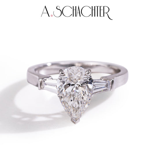 Luminous Grace Pear Ring（2.01 ct. Pear cut)