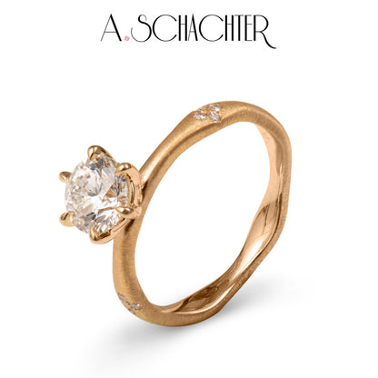 Solstice Round Brilliant Solitaire Ring （0.9 ct. Round cut)