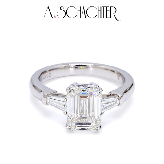 Luminous Grace Emerald Ring （3.01 ct. emerald cut)
